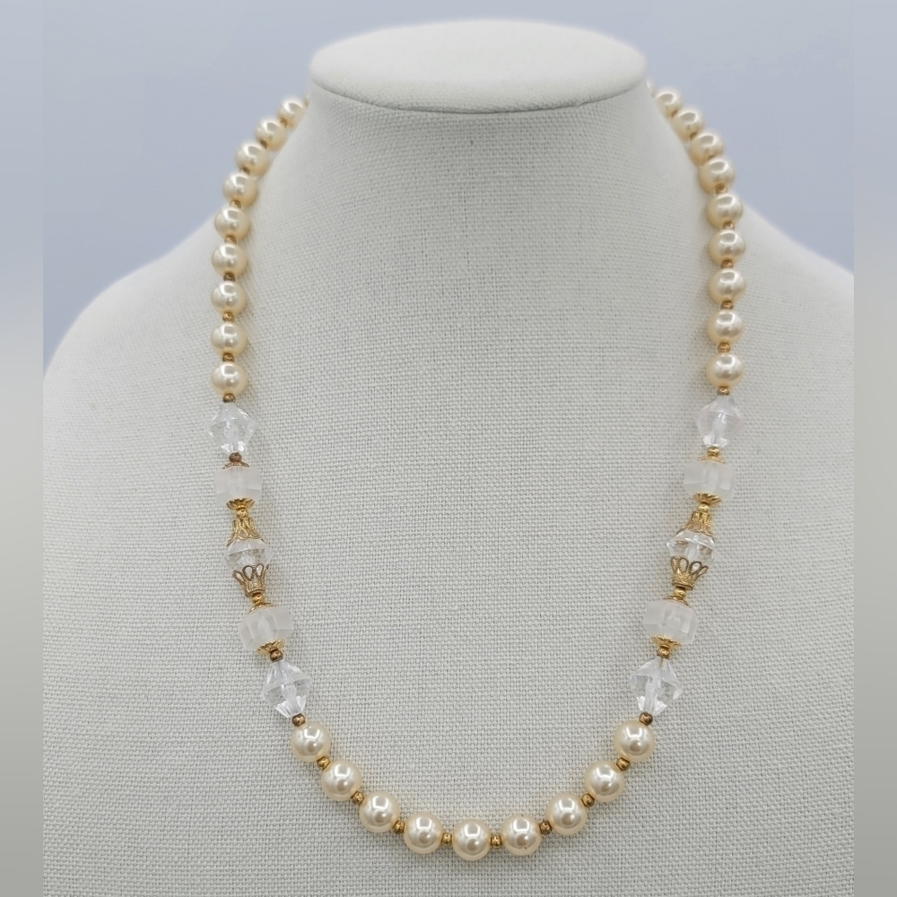 Vintage Necklaces Cream Faux Pearl Goldtone Set of 2 #1232 & 1233 - Picture 9 of 16